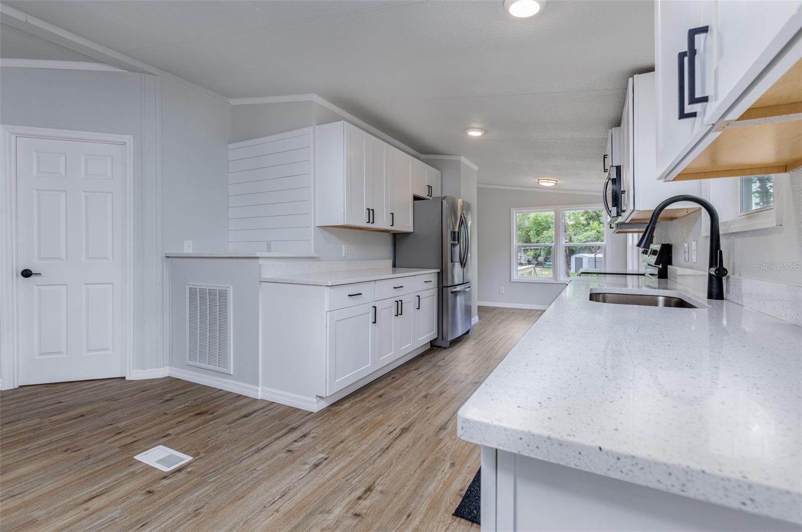 Image 11 of 44 For 8231 117th Avenue