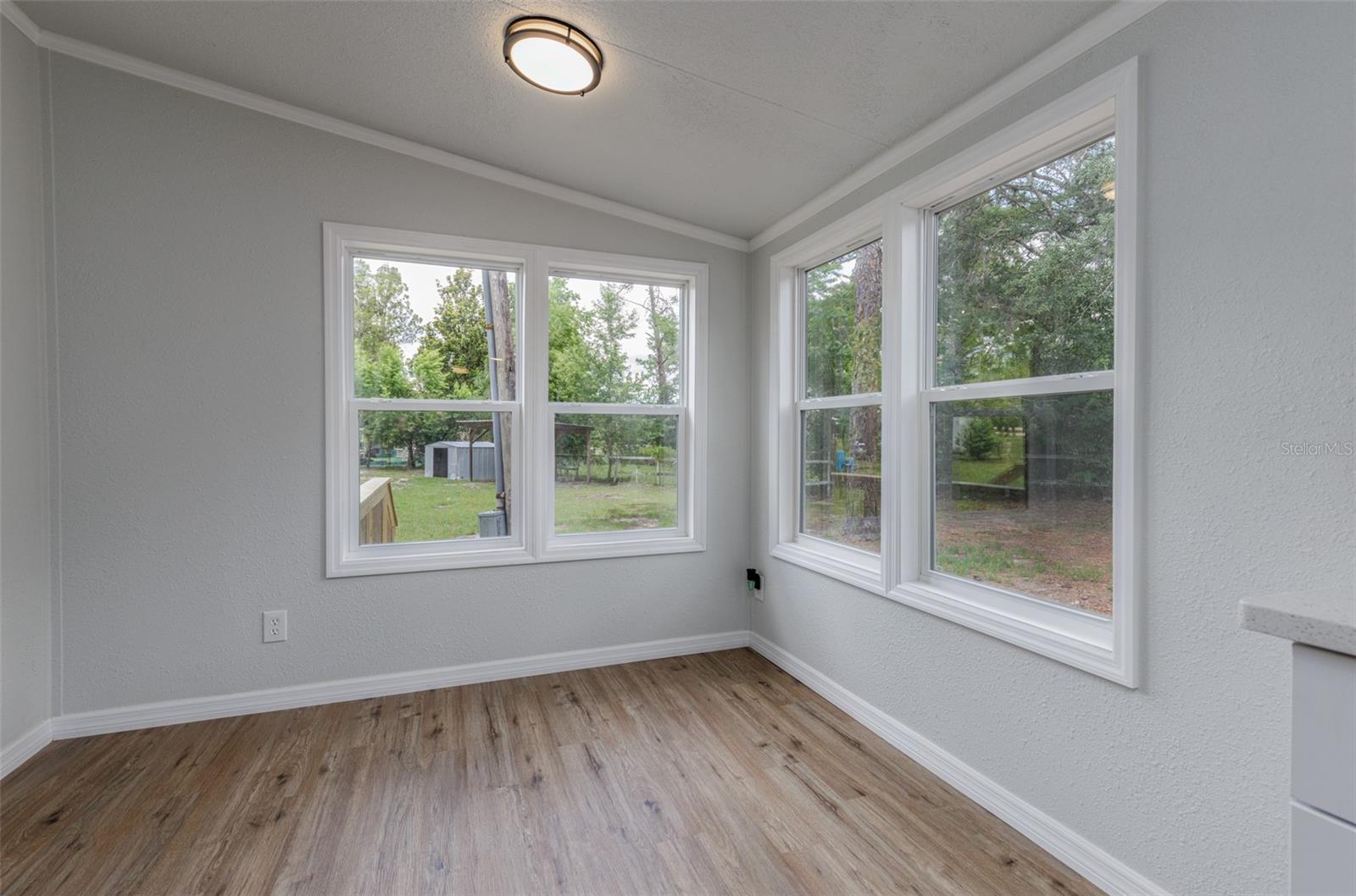 Image 12 of 44 For 8231 117th Avenue