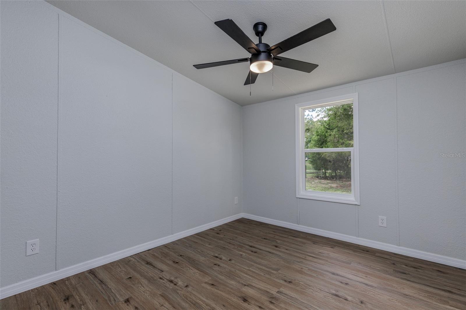 Image 18 of 44 For 8231 117th Avenue