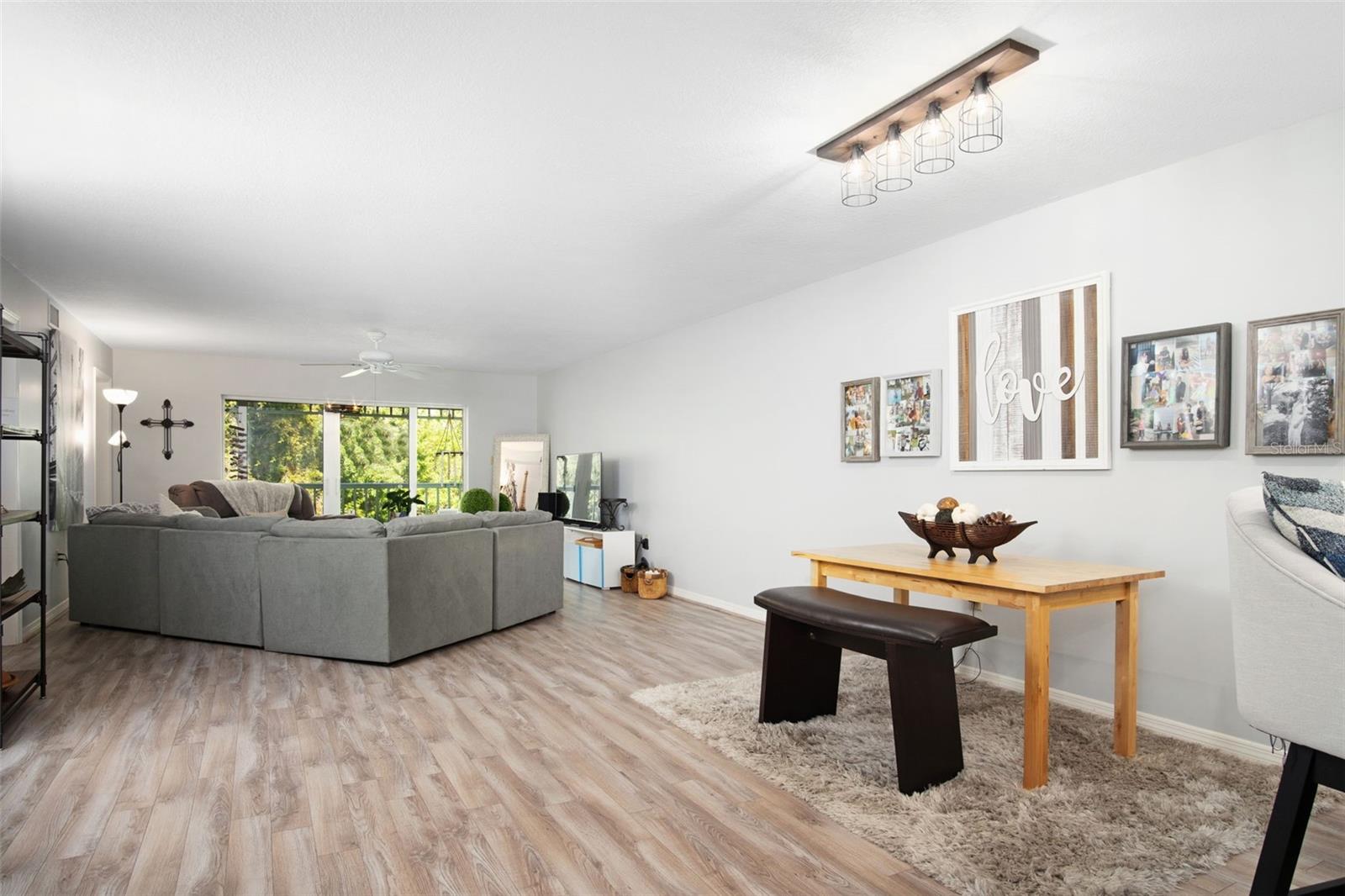 Image 10 of 30 For 2533 Dolly Bay Drive 203