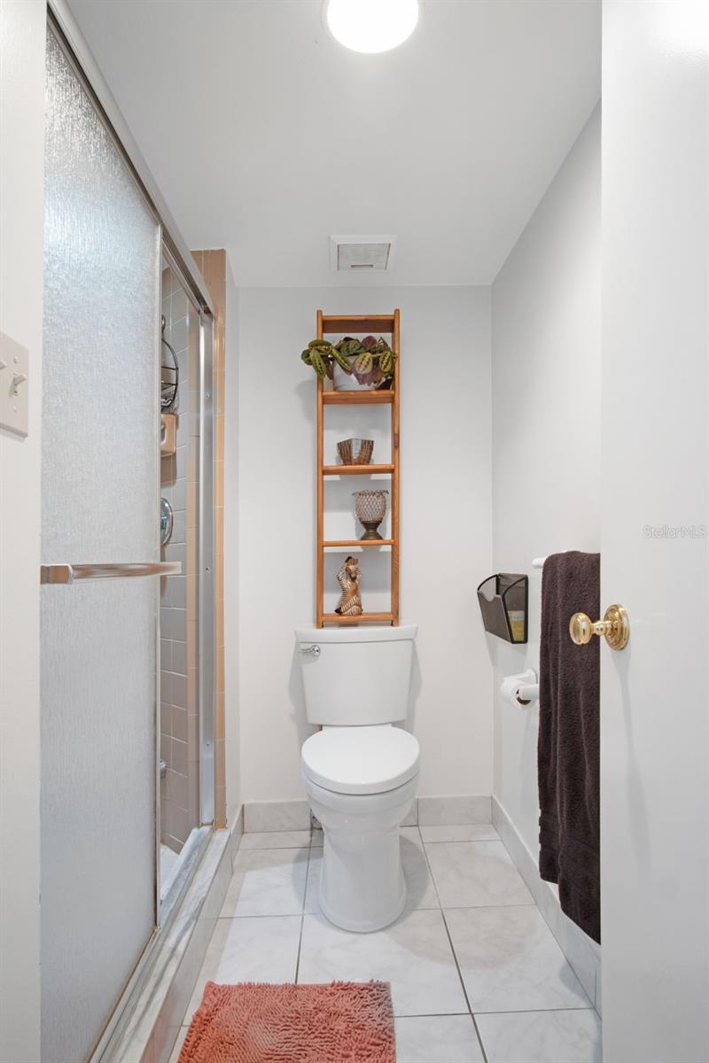 Image 16 of 30 For 2533 Dolly Bay Drive 203