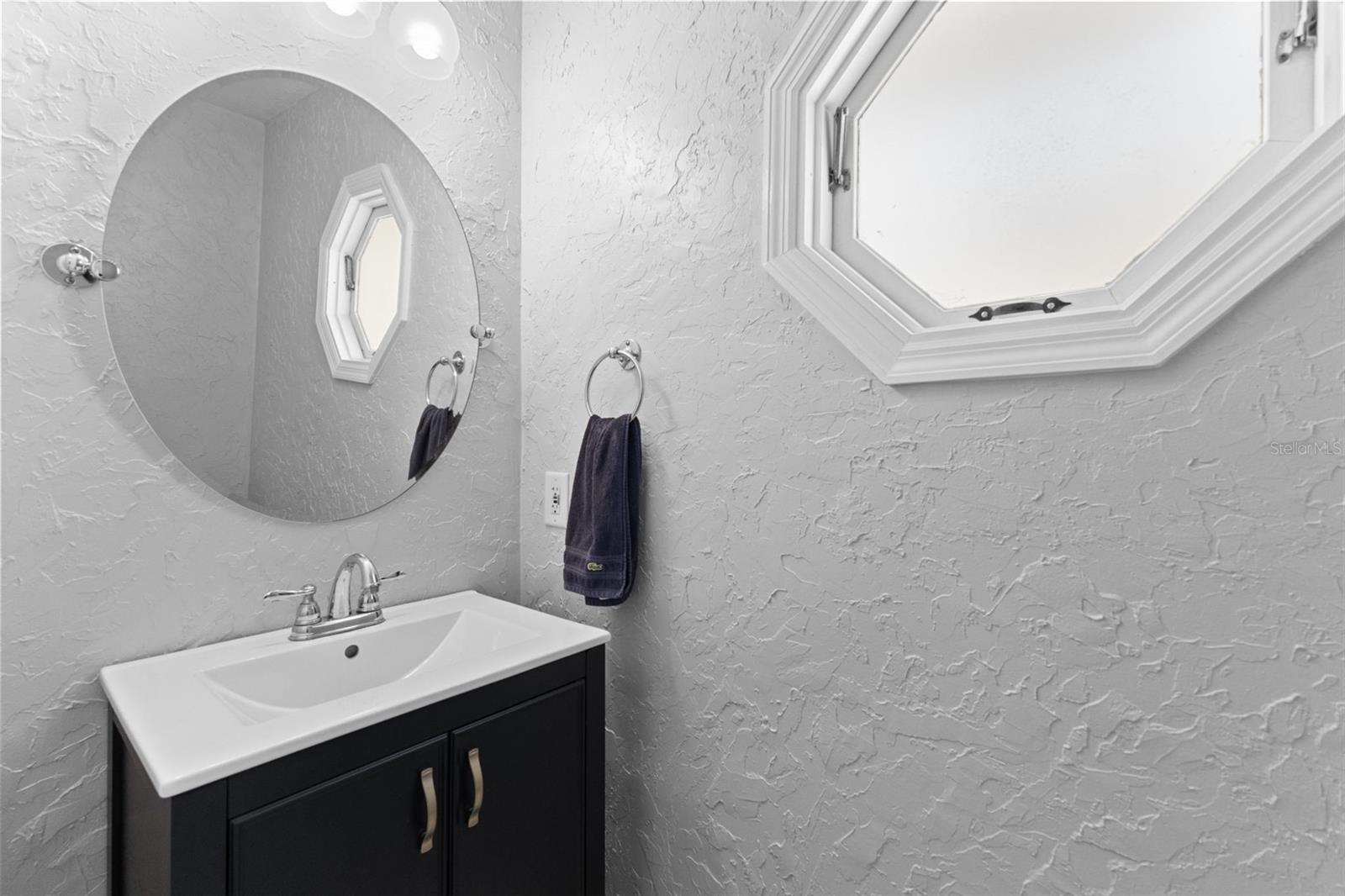 Image 7 of 29 For 5032 Cypress Trace Drive