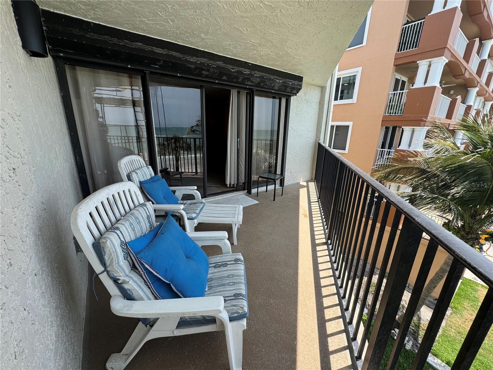 Image 17 of 30 For 16330 Gulf Boulevard 201