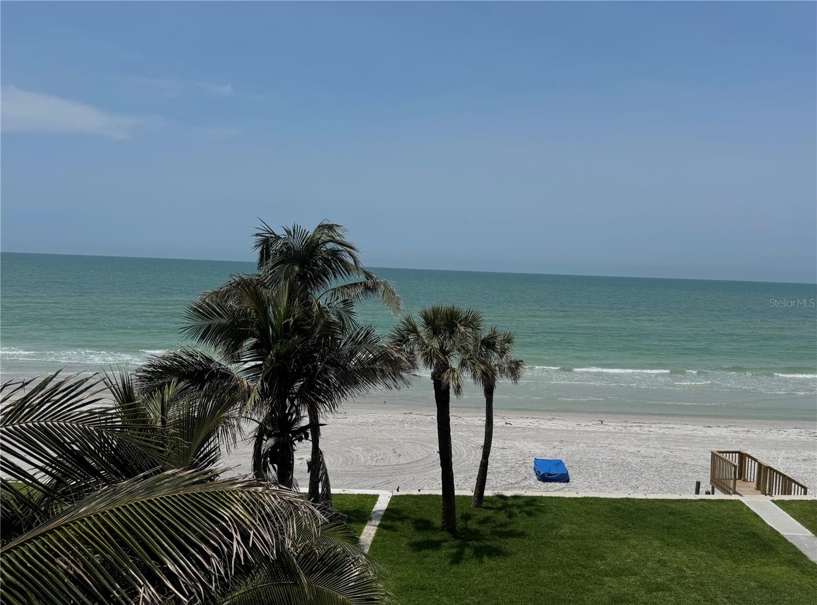 Image 18 of 30 For 16330 Gulf Boulevard 201