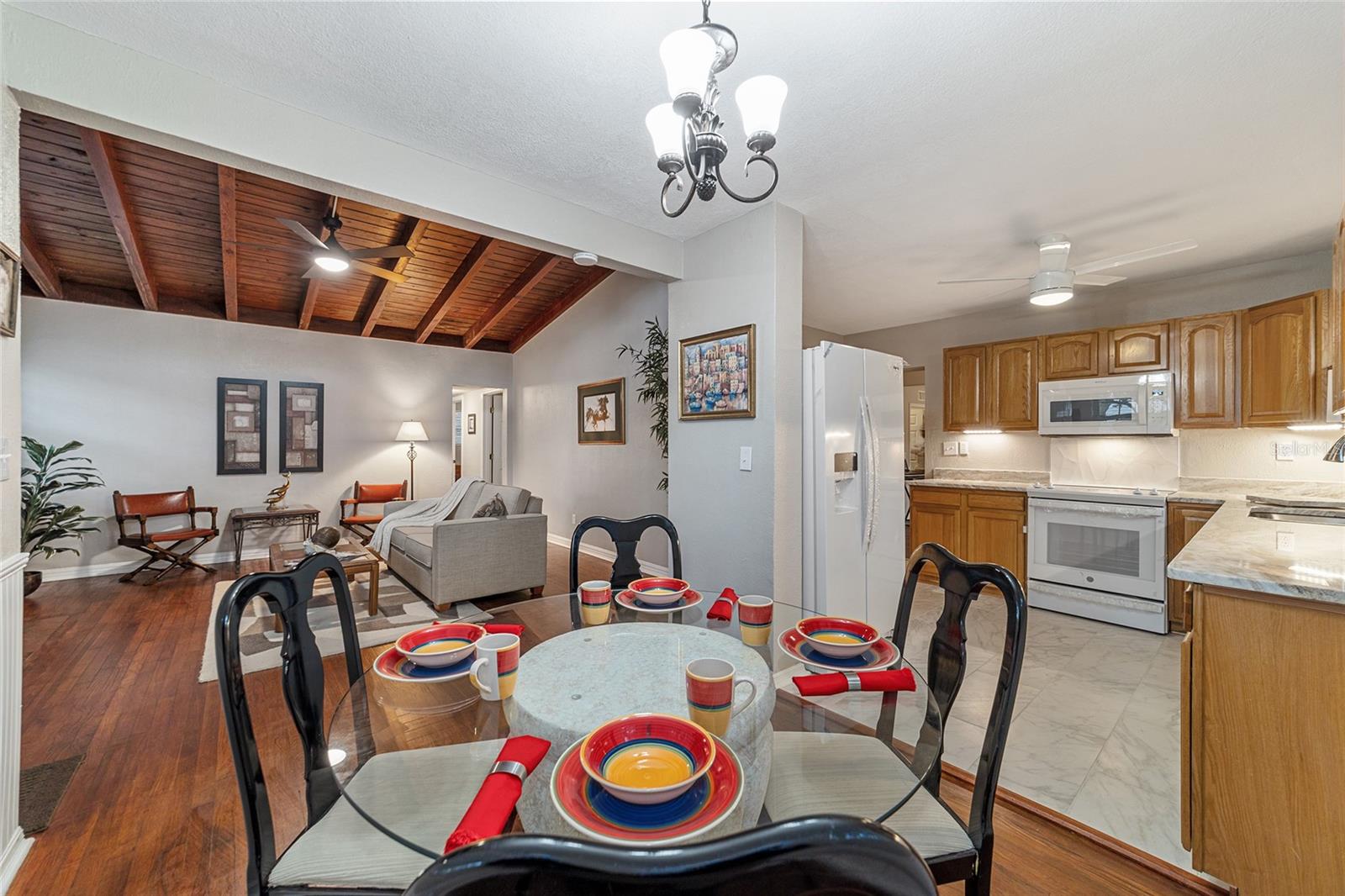 Image 31 of 61 For 208 32nd Avenue