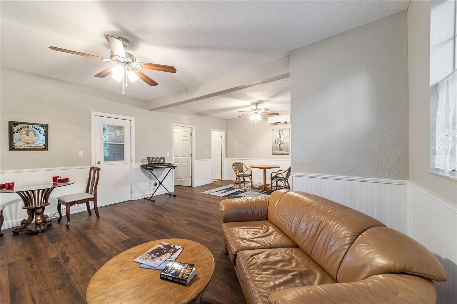 Image 40 of 61 For 208 32nd Avenue