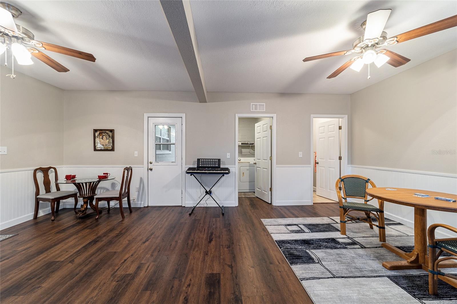 Image 42 of 61 For 208 32nd Avenue