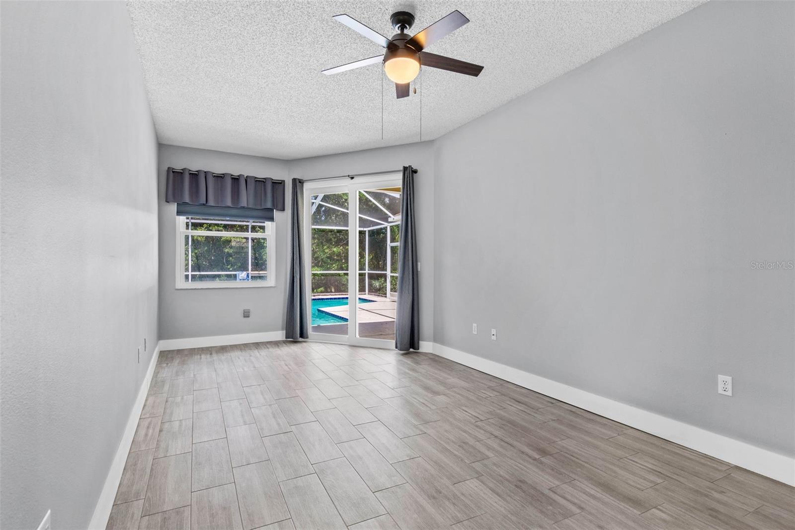 Image 18 of 34 For 2498 Saddlewood Lane