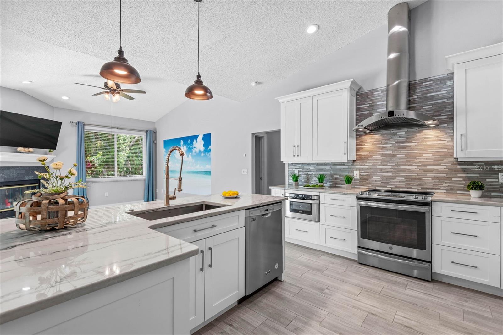 Image 8 of 34 For 2498 Saddlewood Lane