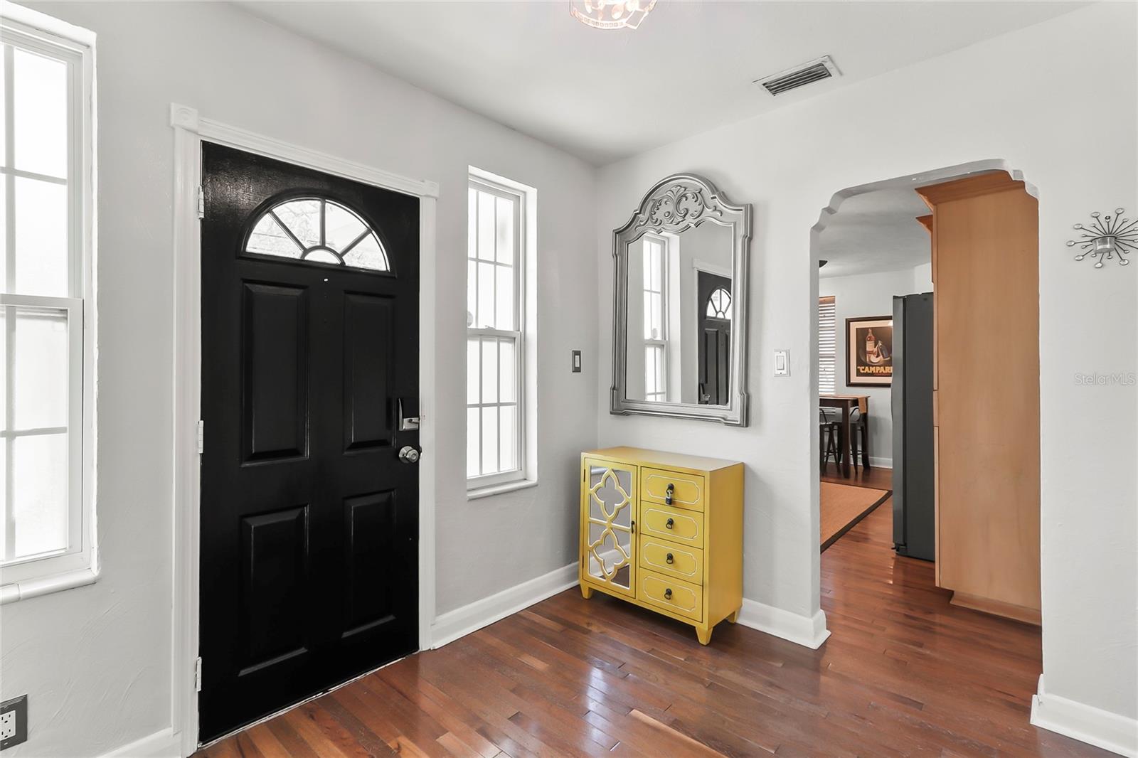 Image 32 of 43 For 1108 Chelsea Street