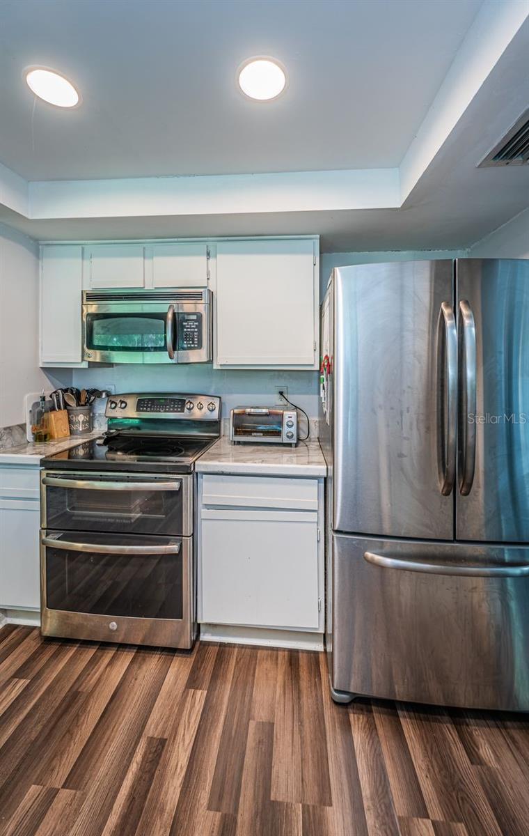 Image 16 of 71 For 455 Cypress Lake Court
