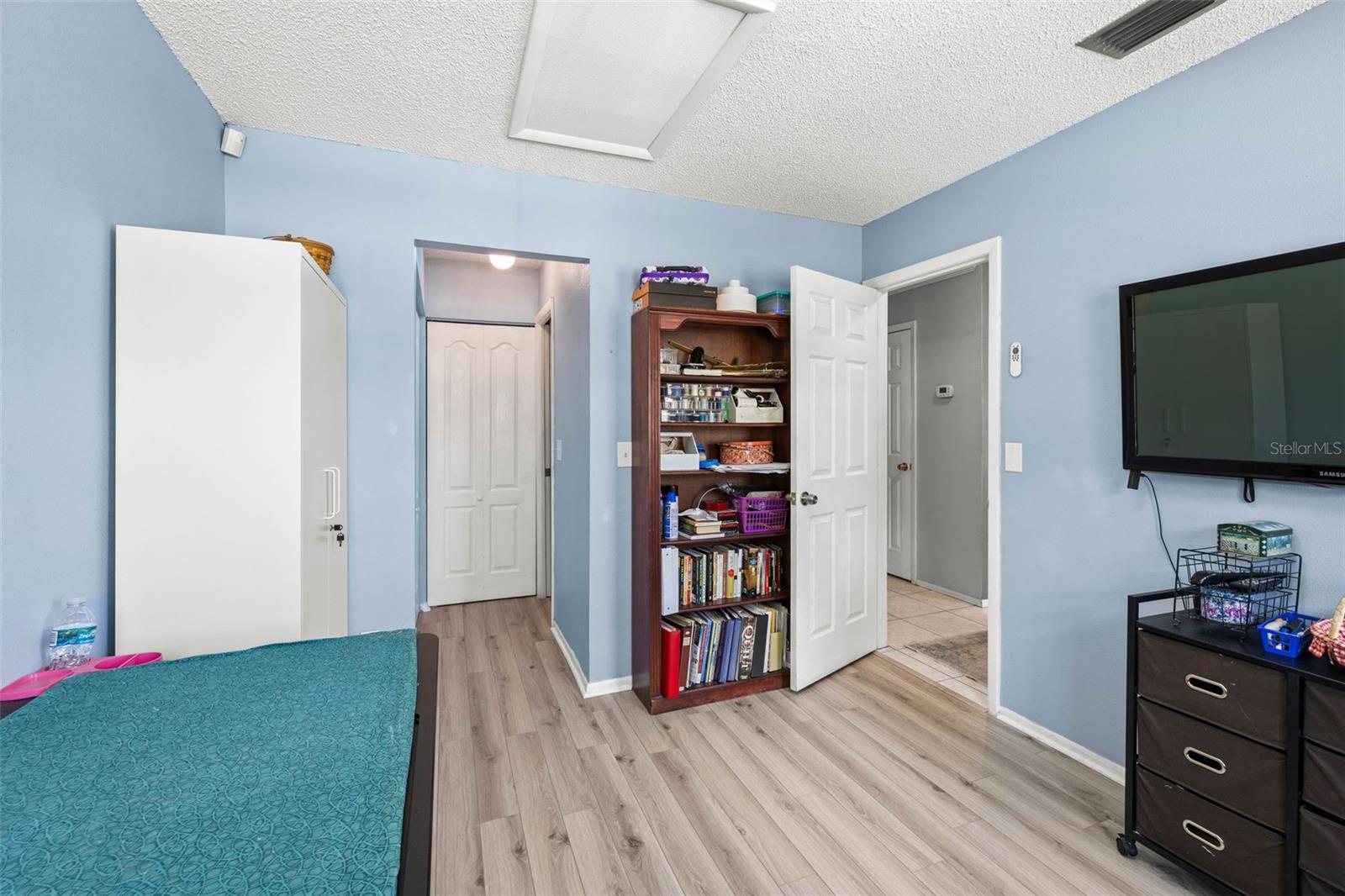Image 17 of 37 For 12648 Castle Hill Drive