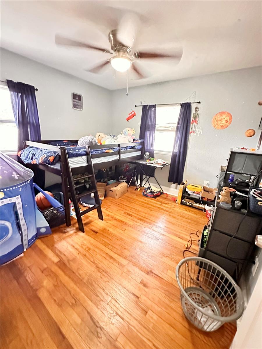 Image 15 of 35 For 1233 Belleair Road