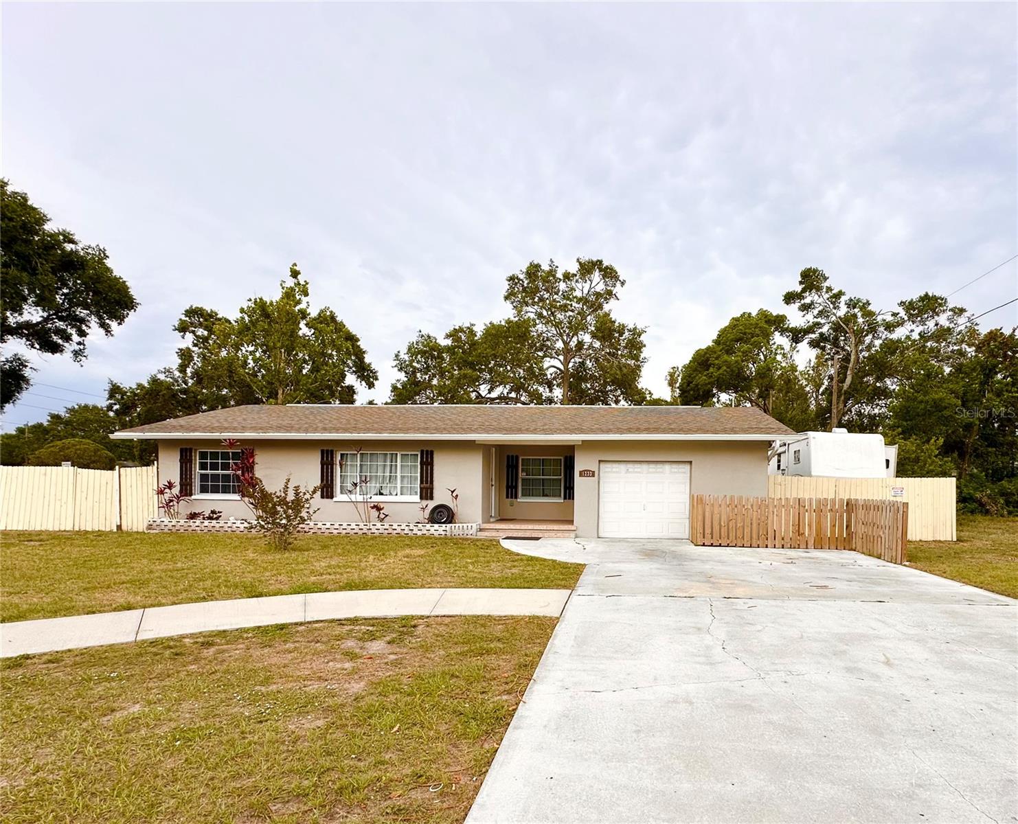 Image 22 of 35 For 1233 Belleair Road