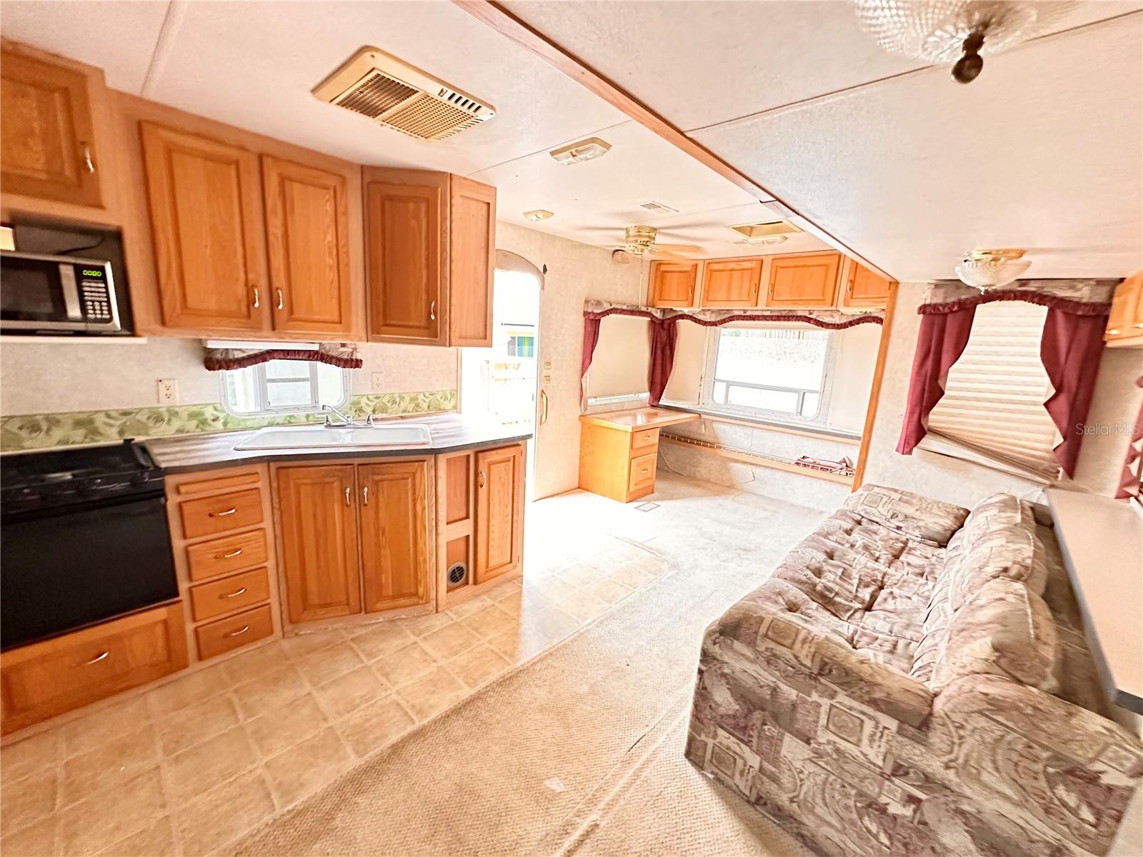 Image 32 of 35 For 1233 Belleair Road