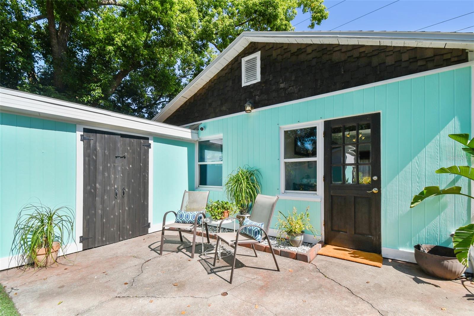 Listing photo id 30 for 905 8th Avenue Sw
