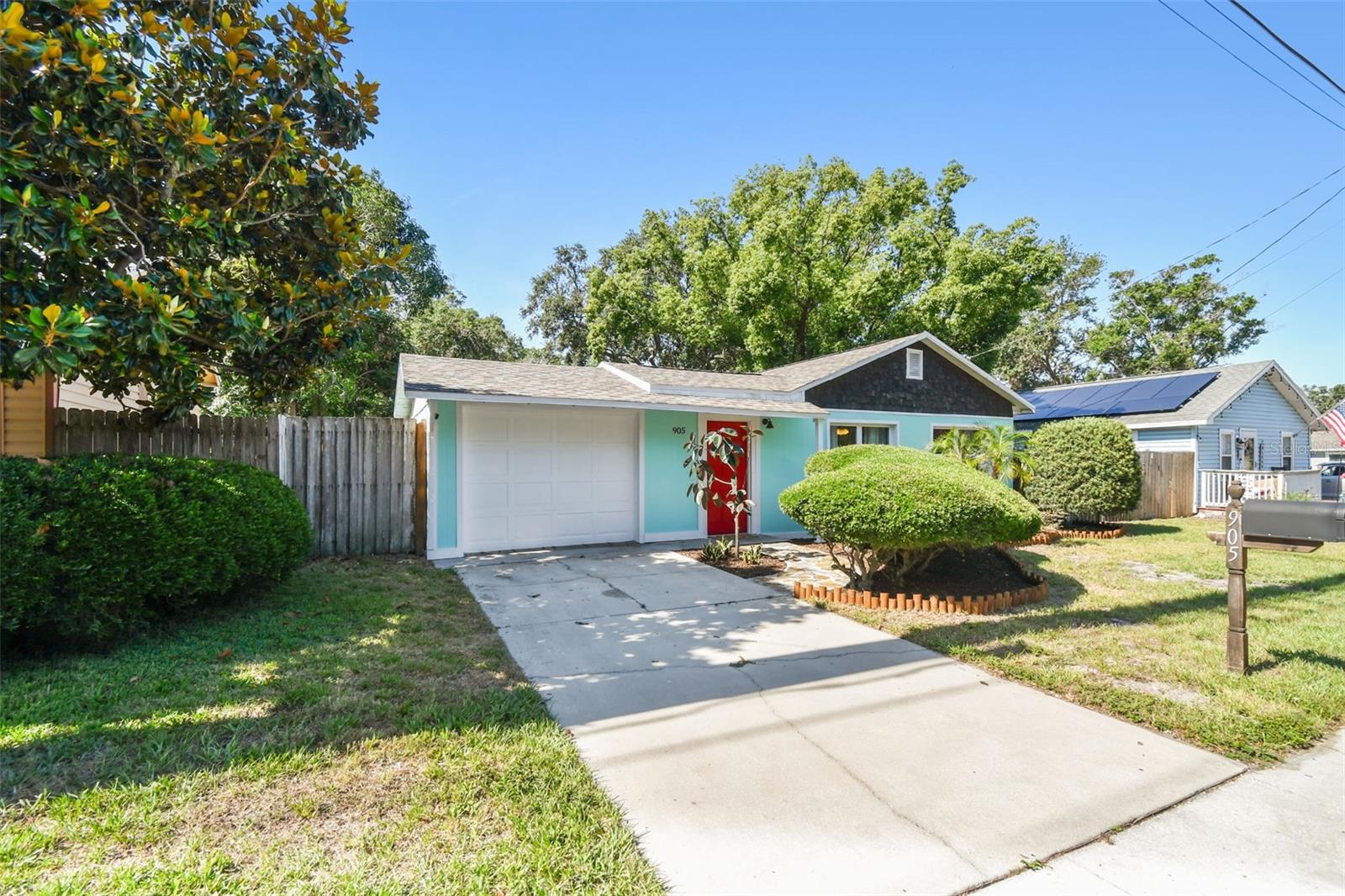 Listing photo id 67 for 905 8th Avenue Sw