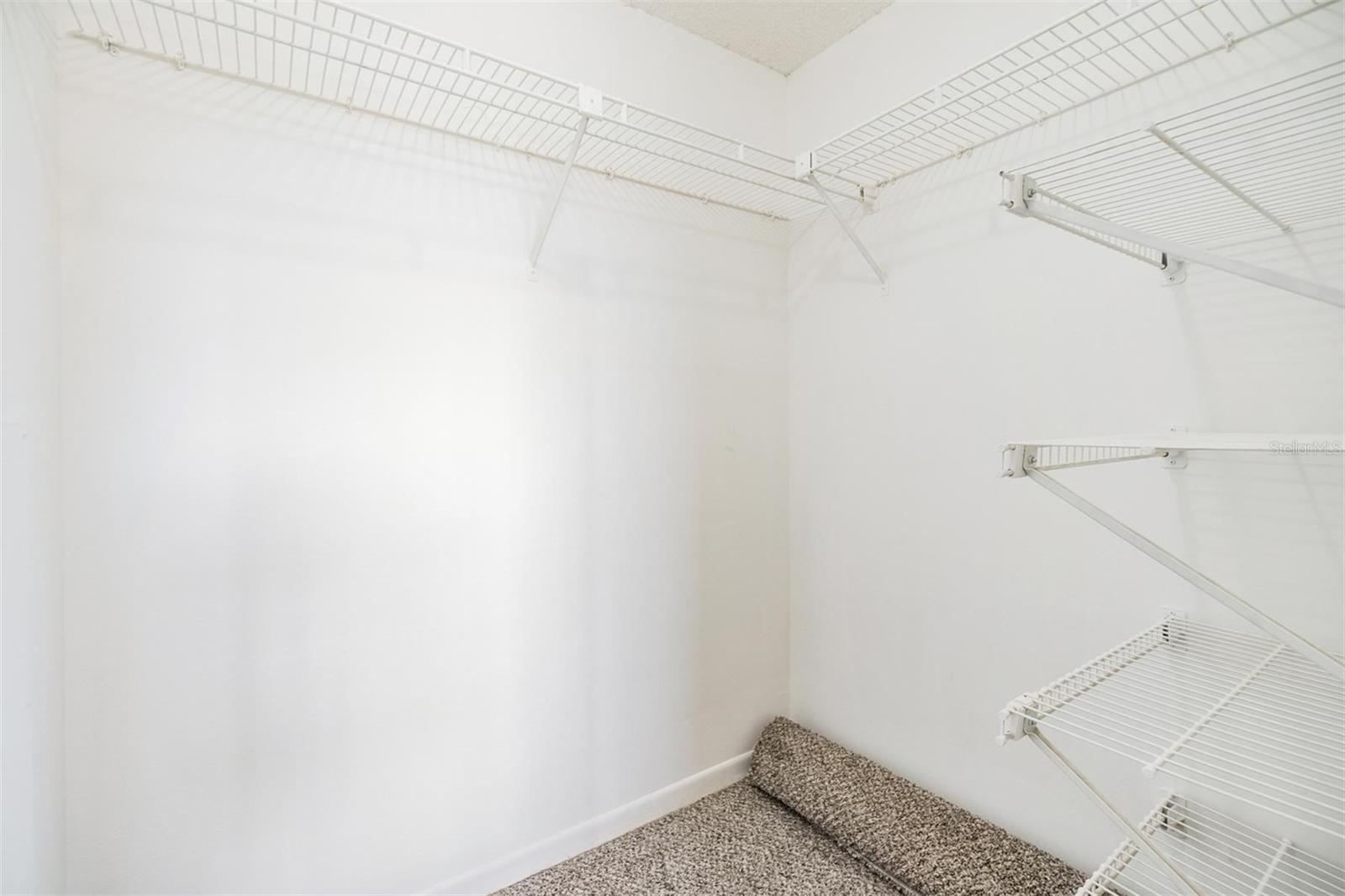 Listing photo id 23 for 3055 Casa Del Sol Circle 202