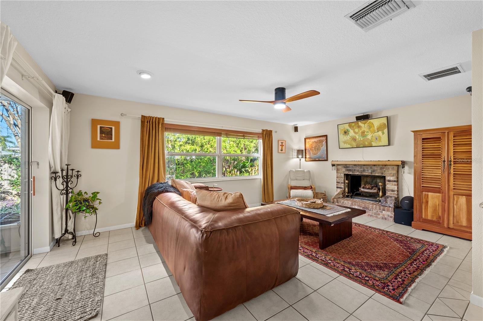 Image 28 of 42 For 8083 Bayhaven Drive