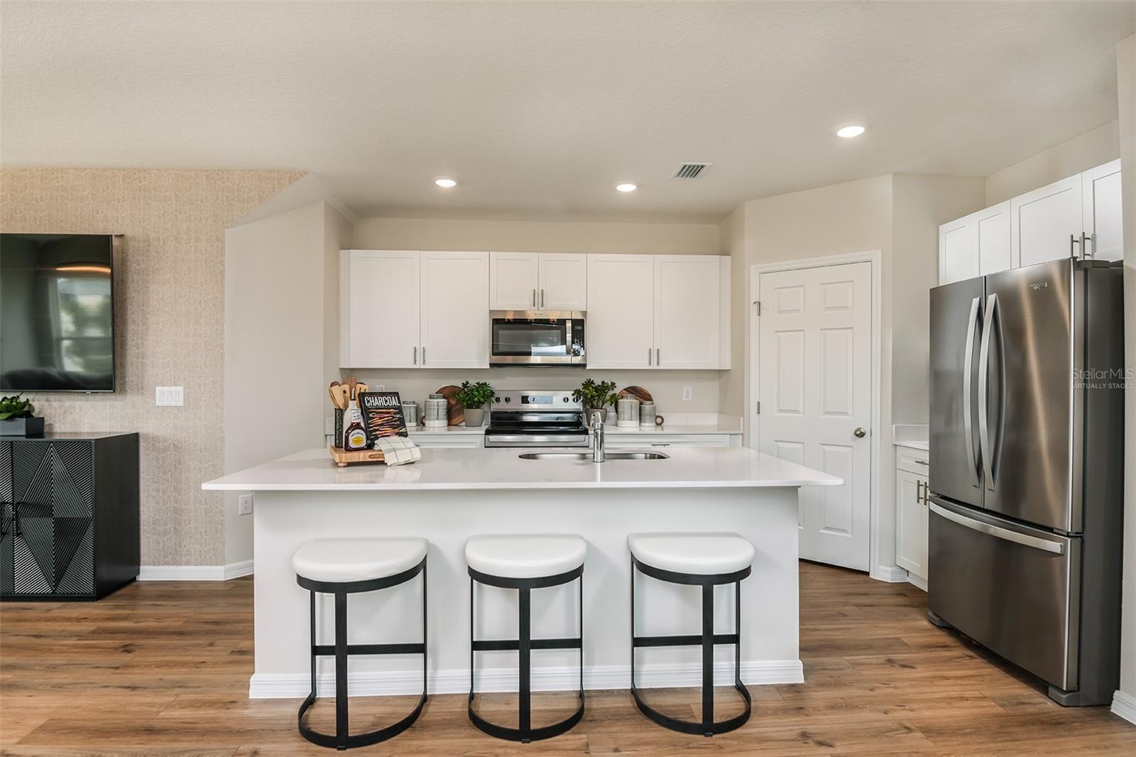 Image 3 of 18 For 3762 King Hill Drive