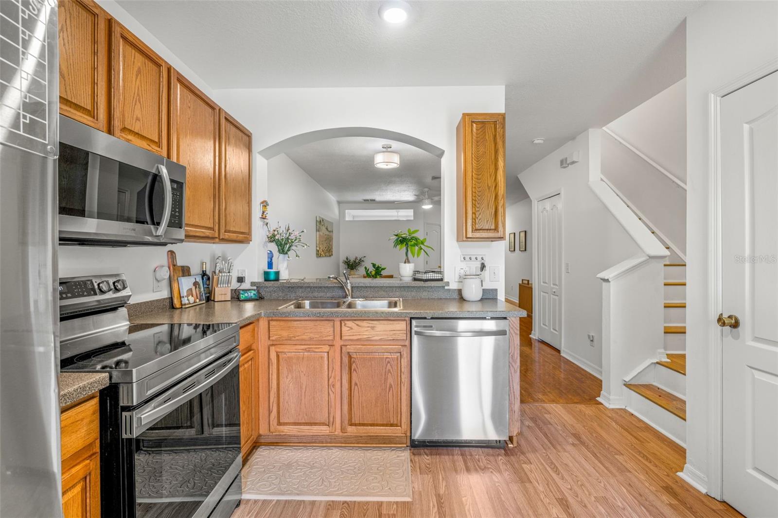 Image 13 of 28 For 1749 Sedgefield Court