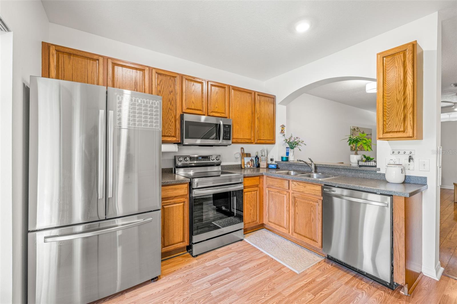 Image 5 of 28 For 1749 Sedgefield Court