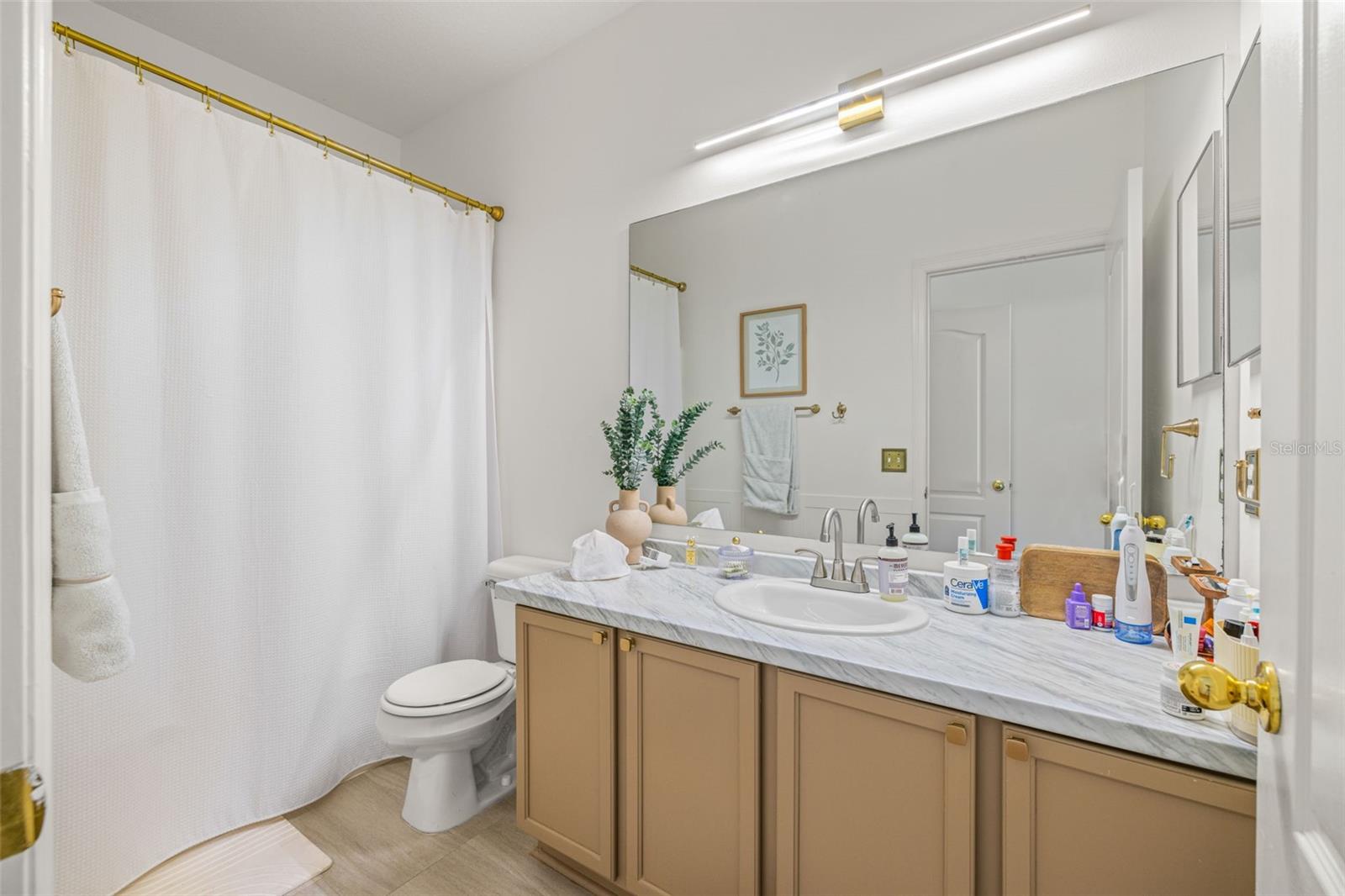 Image 6 of 28 For 1749 Sedgefield Court