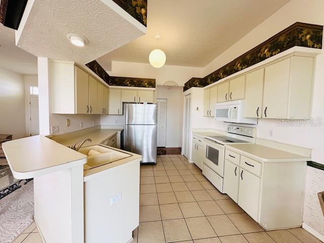 Image 9 of 22 For 10806 Brookhaven Drive