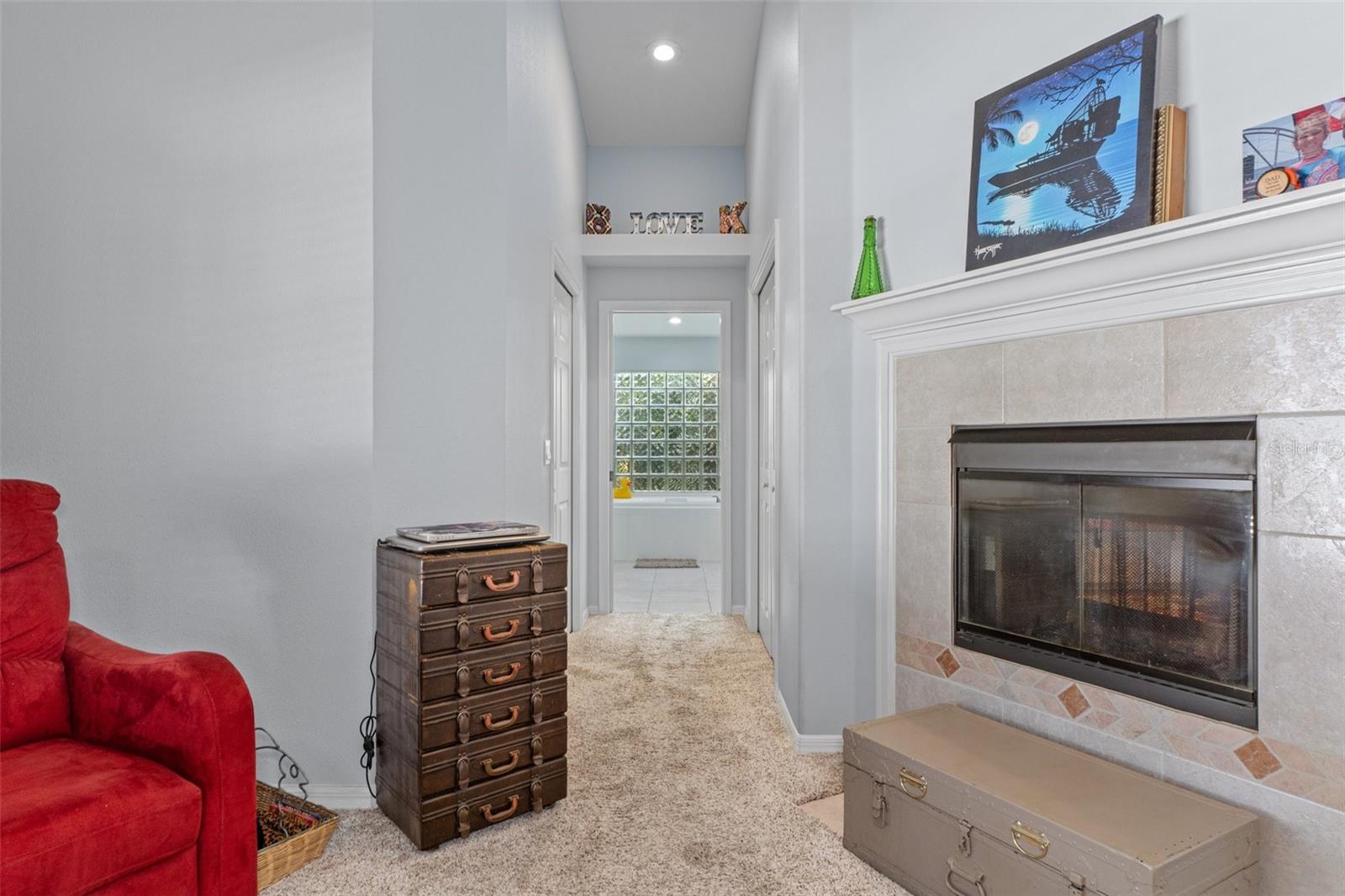 Image 22 of 39 For 18816 Tracer Drive