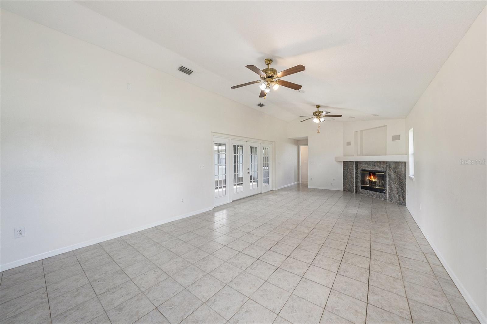 Image 10 of 33 For 31645 Bugle Lane