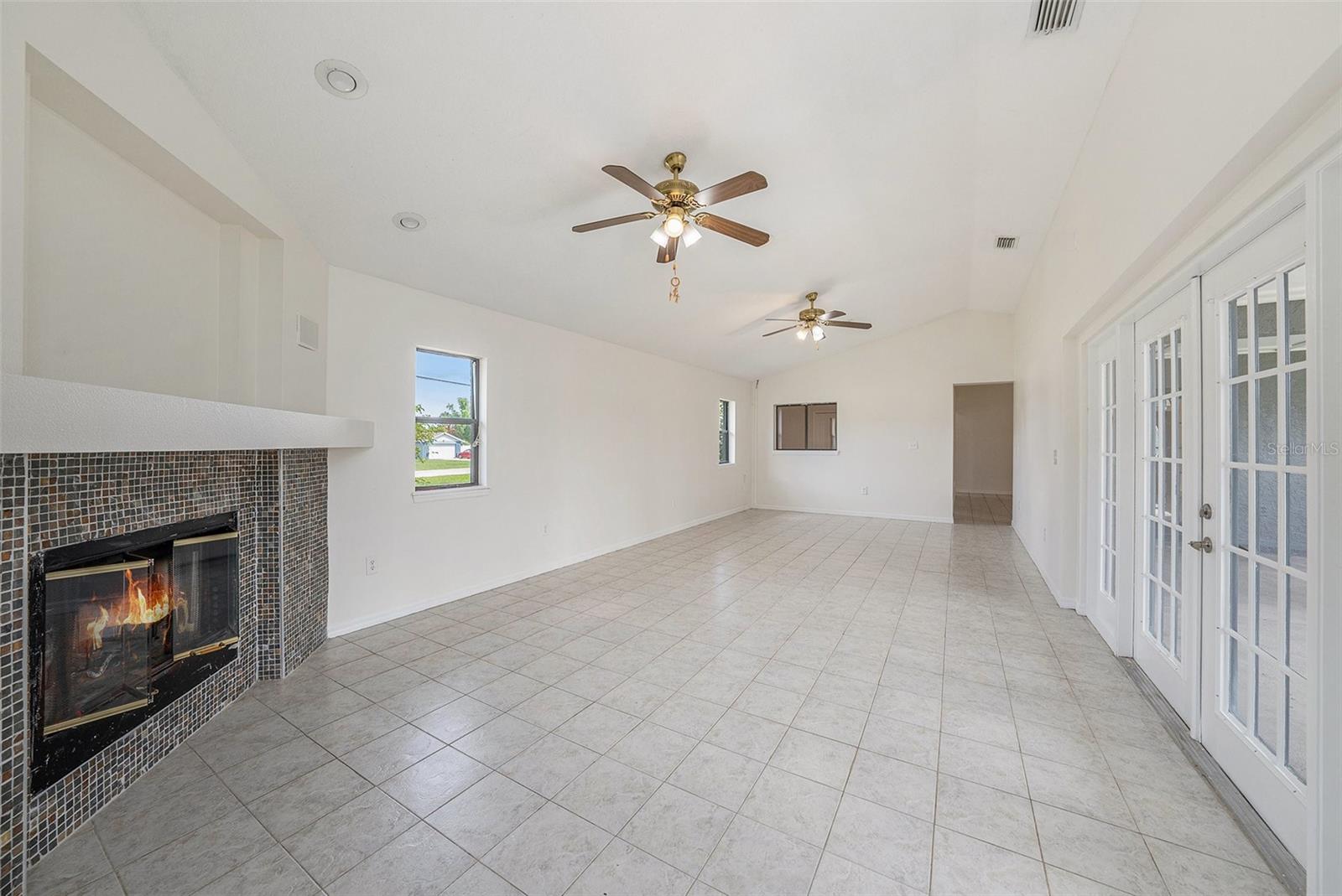 Image 11 of 33 For 31645 Bugle Lane