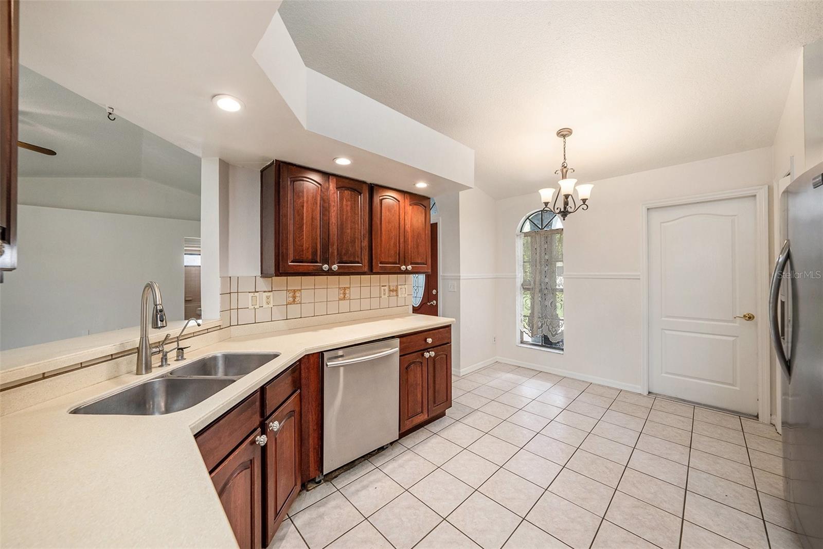 Image 8 of 33 For 31645 Bugle Lane