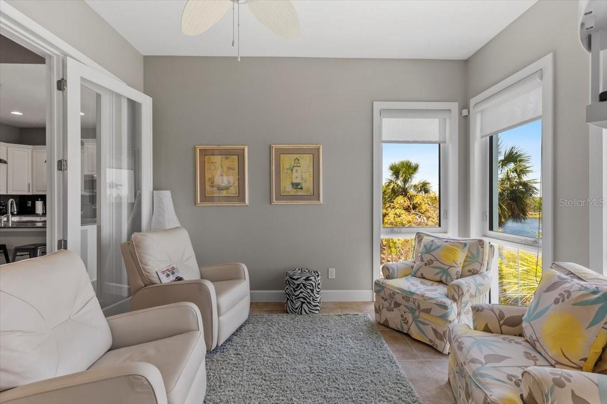 Image 17 of 88 For 340 Sapphire Lake Drive 202