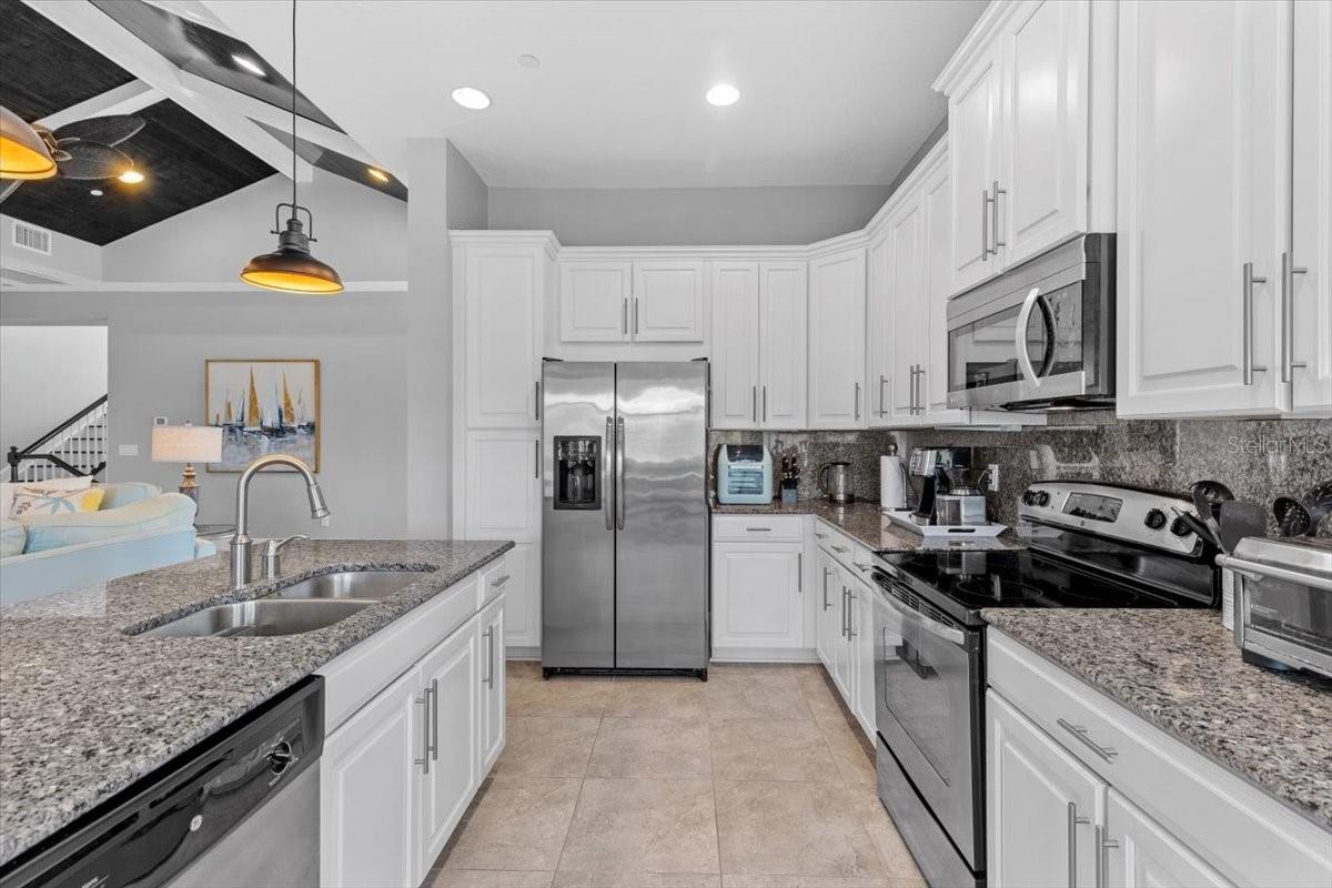 Image 21 of 88 For 340 Sapphire Lake Drive 202