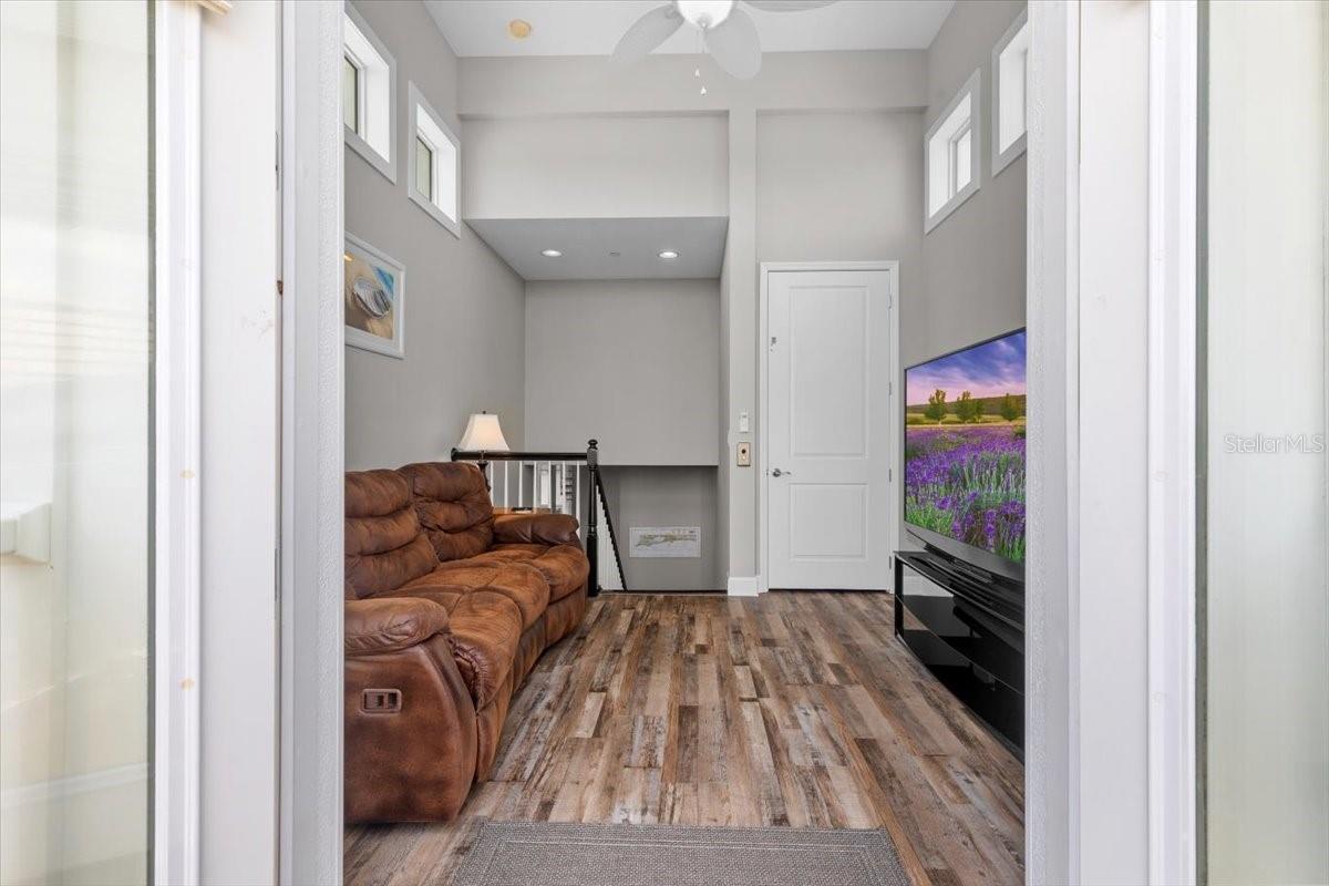 Image 47 of 88 For 340 Sapphire Lake Drive 202