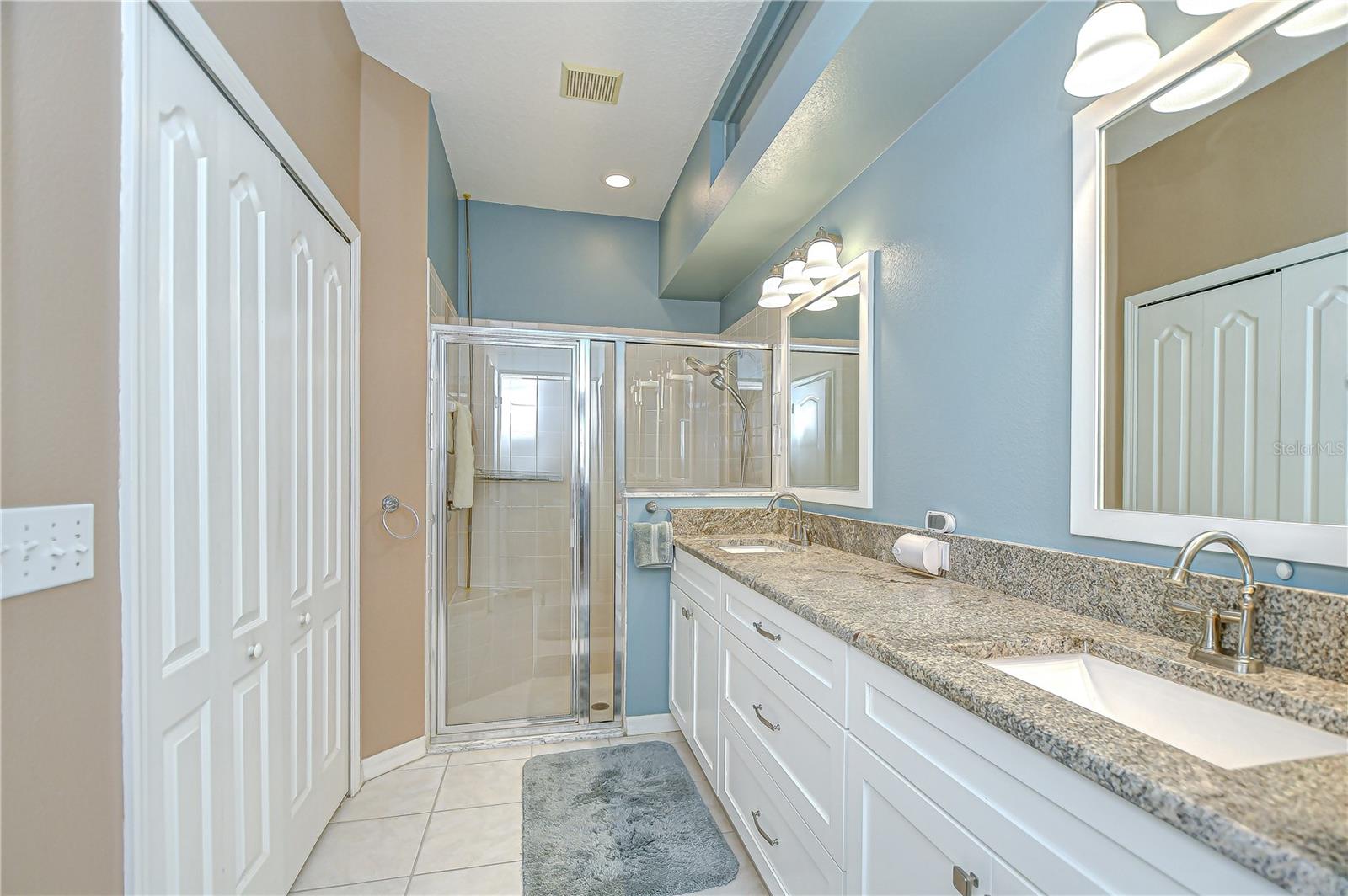 Image 16 of 43 For 6030 Sandhill Ridge Drive