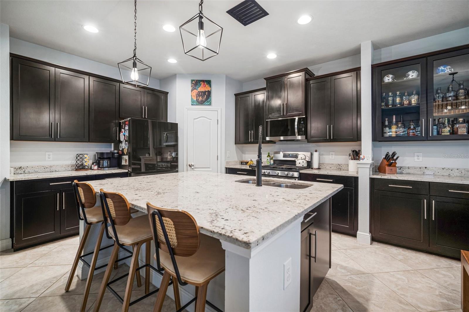 Listing photo id 27 for 11550 Lake Lucaya Drive
