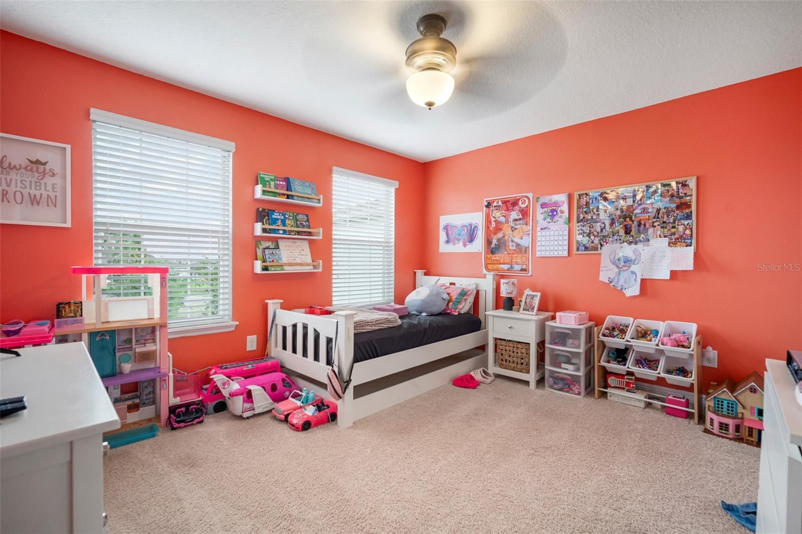 Listing photo id 45 for 11550 Lake Lucaya Drive
