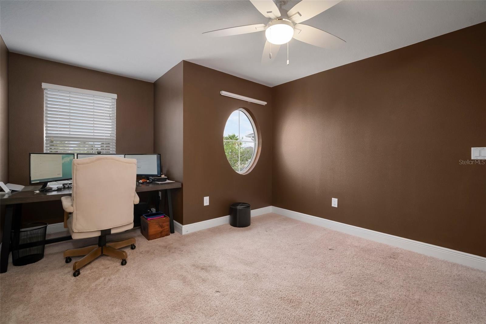 Listing photo id 61 for 11550 Lake Lucaya Drive