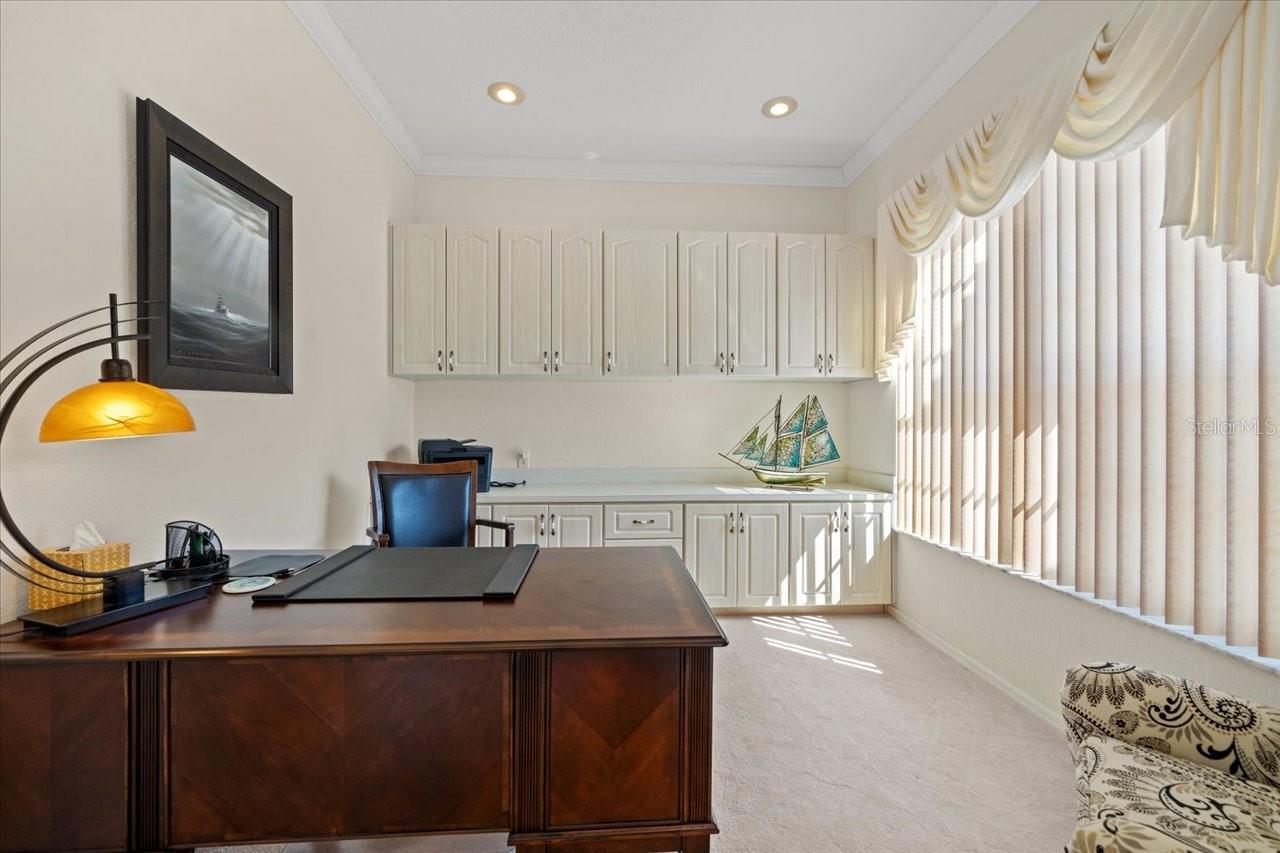 Listing photo id 9 for 11137 Woodland Waters Boulevard