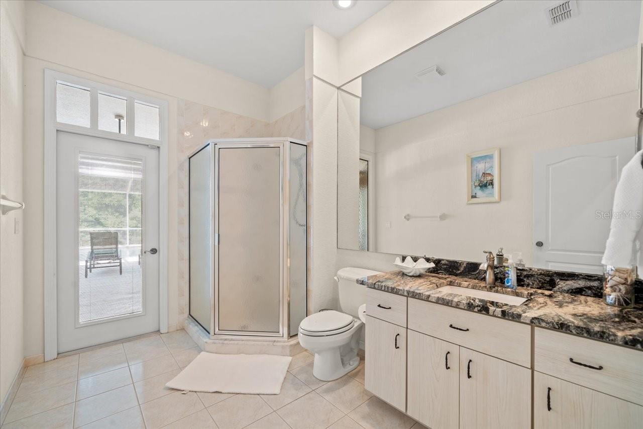 Listing photo id 21 for 11137 Woodland Waters Boulevard