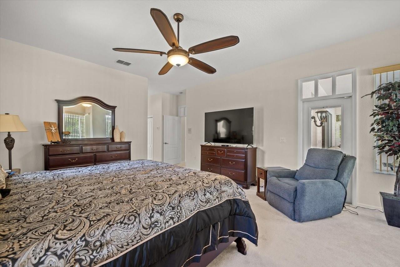 Listing photo id 25 for 11137 Woodland Waters Boulevard