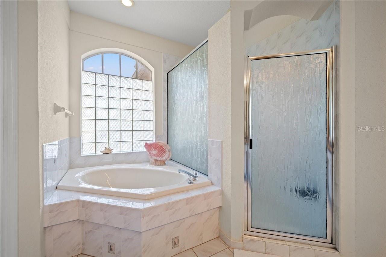 Listing photo id 28 for 11137 Woodland Waters Boulevard