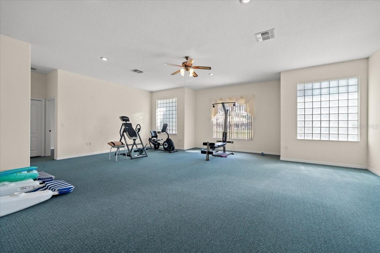 Listing photo id 29 for 11137 Woodland Waters Boulevard