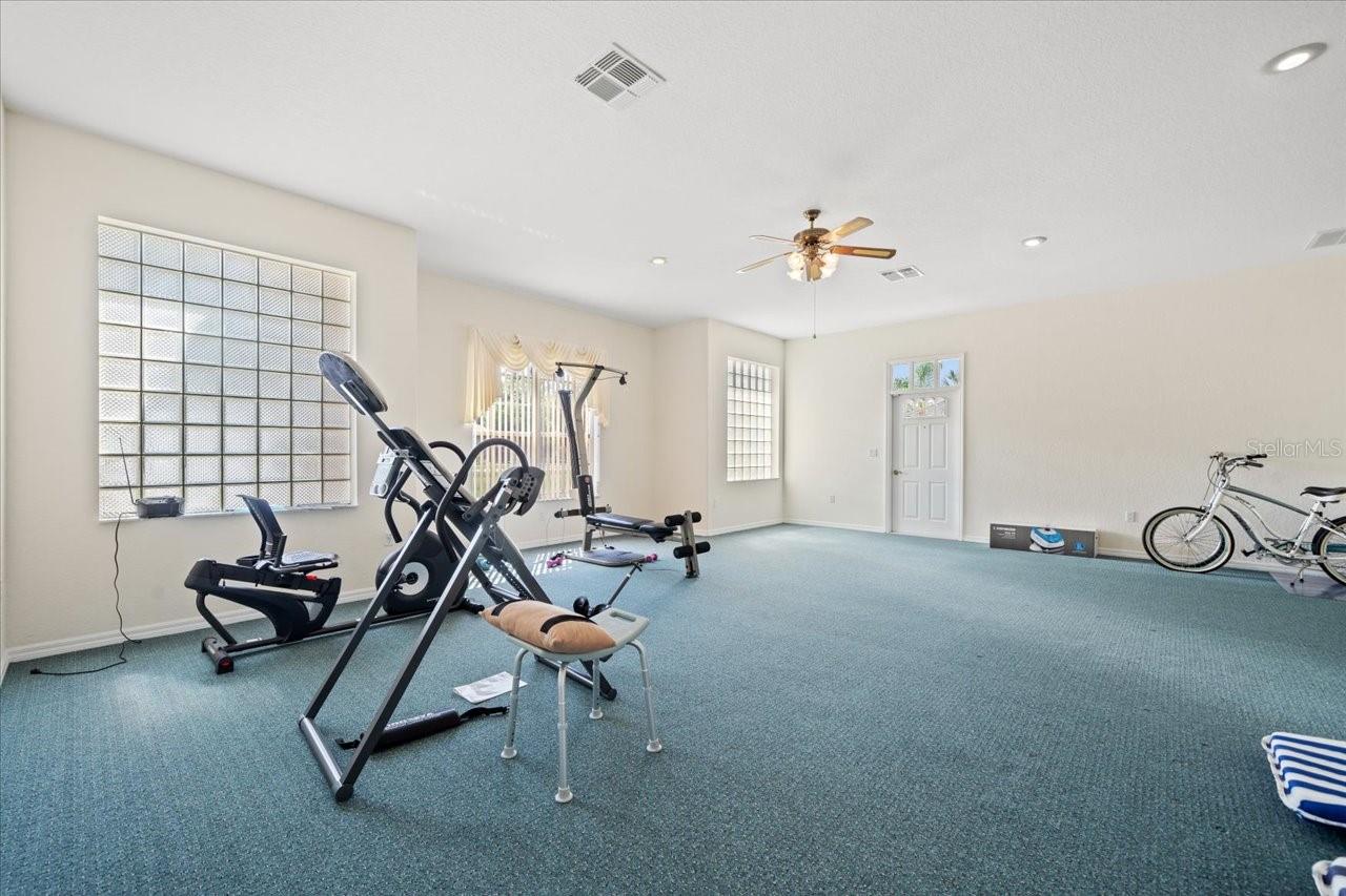 Listing photo id 31 for 11137 Woodland Waters Boulevard