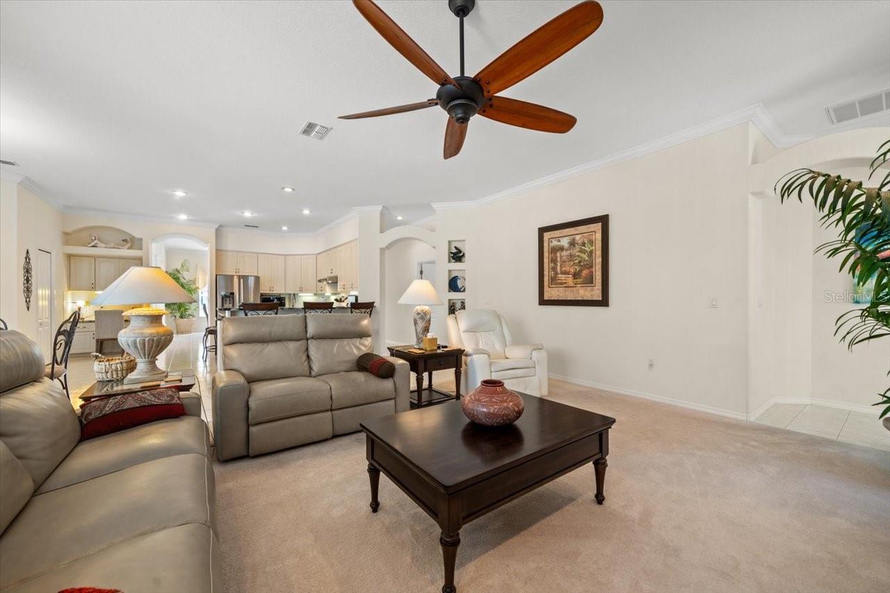 Listing photo id 49 for 11137 Woodland Waters Boulevard