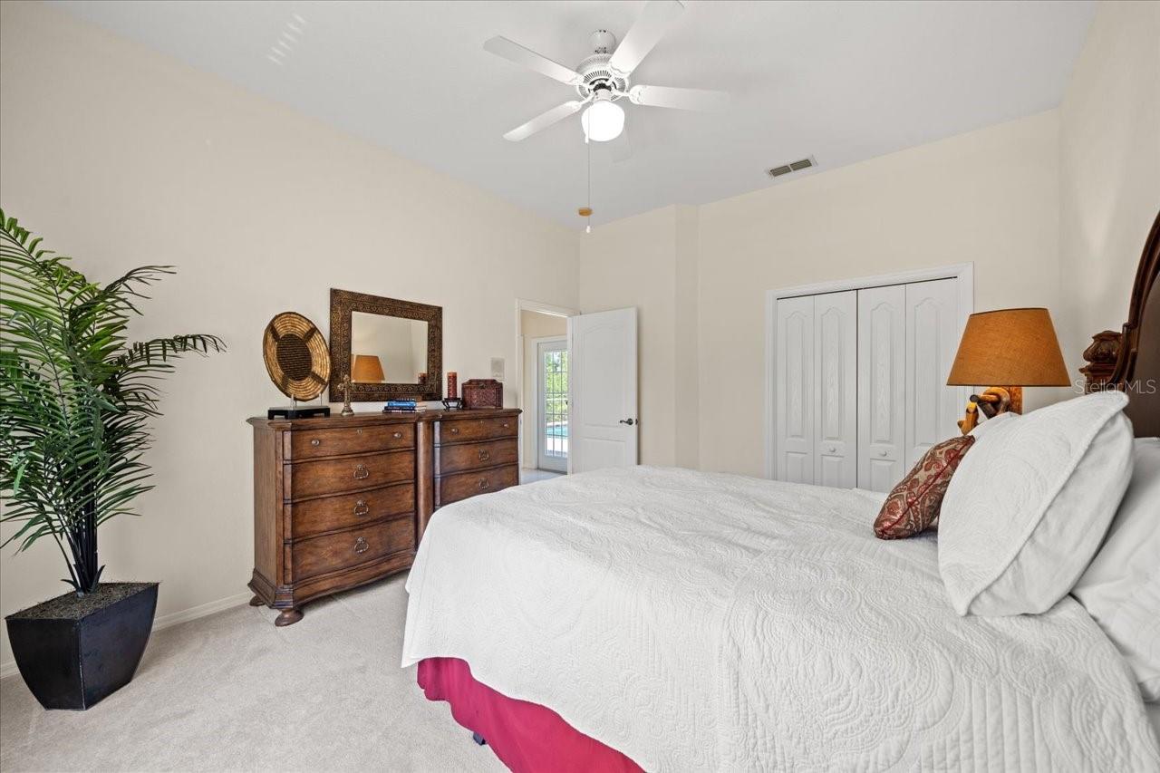 Listing photo id 52 for 11137 Woodland Waters Boulevard