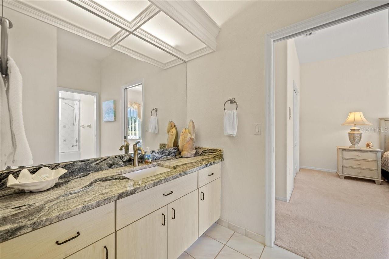 Listing photo id 56 for 11137 Woodland Waters Boulevard