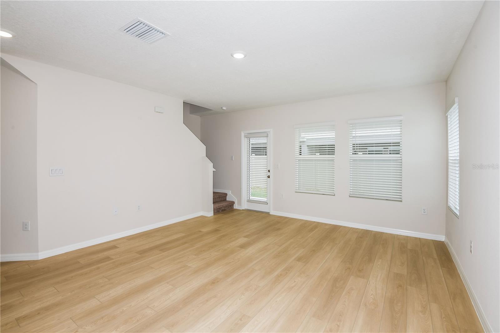 Image 6 of 20 For 3782 King Hill Drive