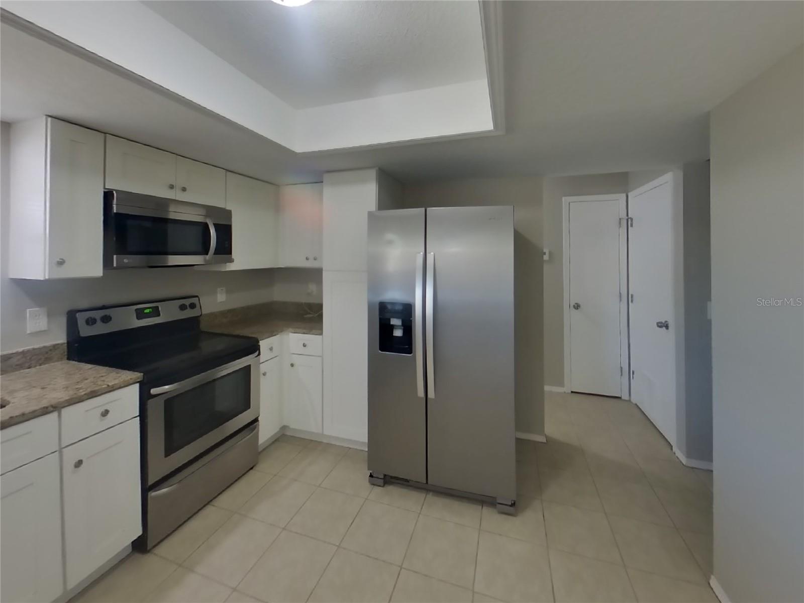 Image 5 of 17 For 3026 Aldoro Avenue